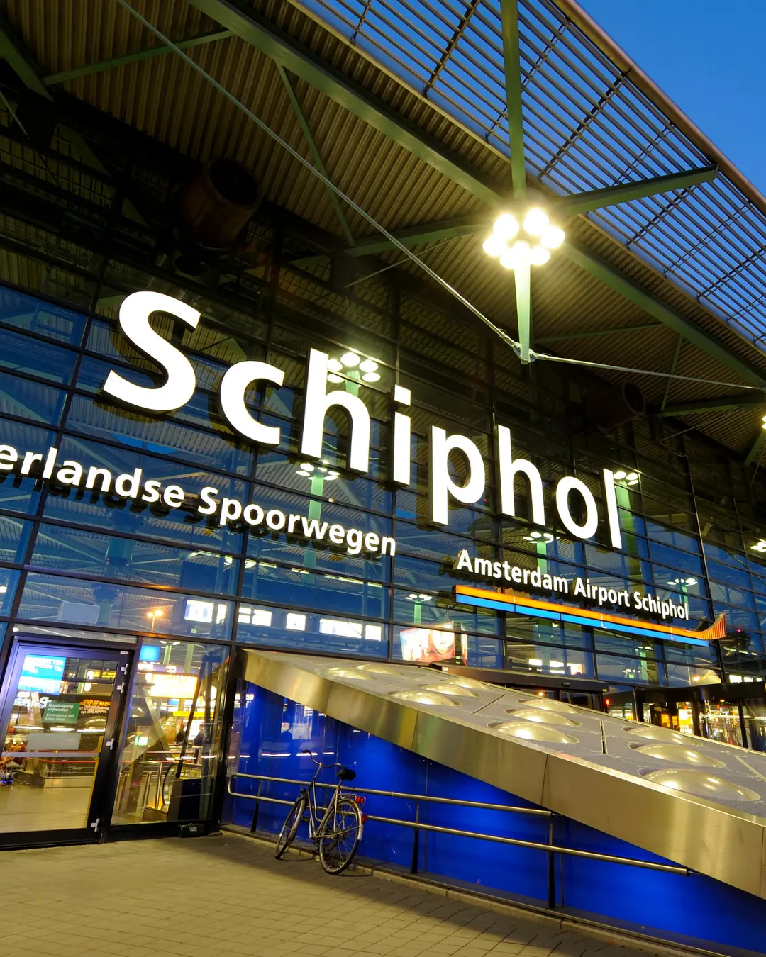 Ingang Schiphol